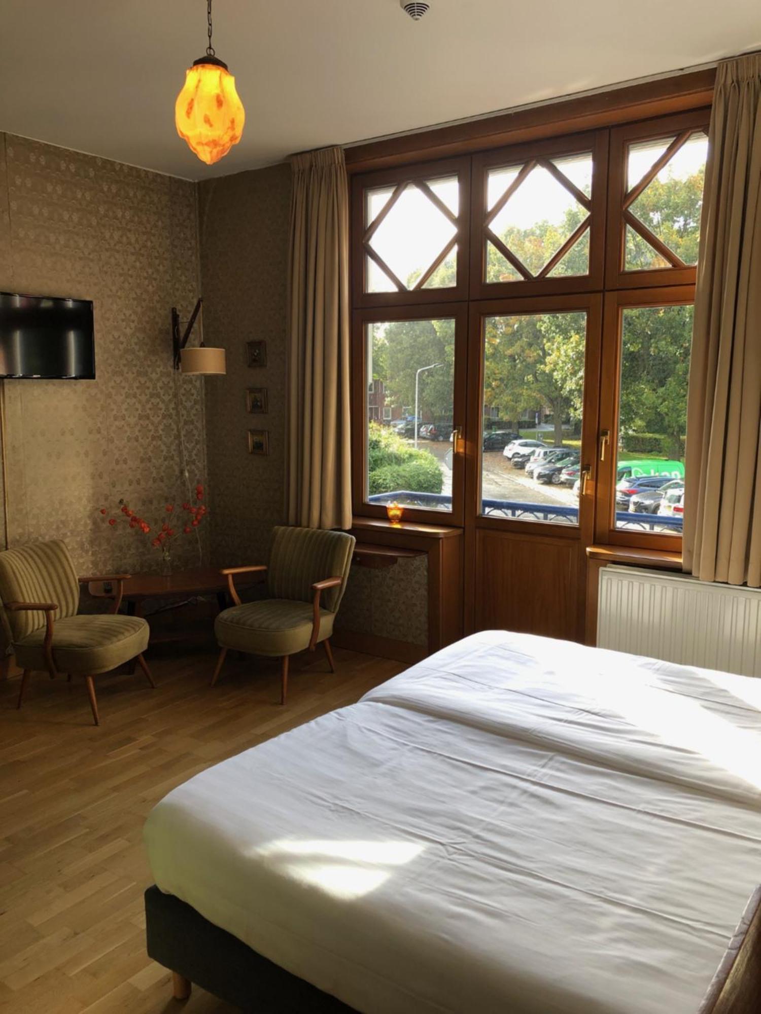 Logis Pastis Hotel Маастрихт Екстериор снимка